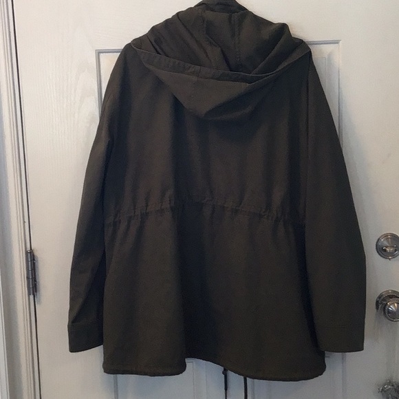 Utility Jacket - Picture 2 of 3